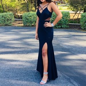 Sparkly navy blue prom dress!